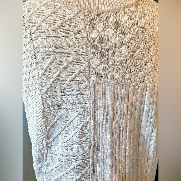 ILLA ILLA Cream Knit Sleeveless Sweater Oversized Vest - Picture 5 of 7